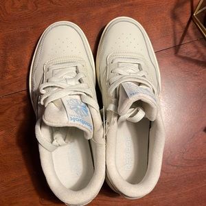 Reebok Club MEMT tennis shoes, size 7.5, nwt